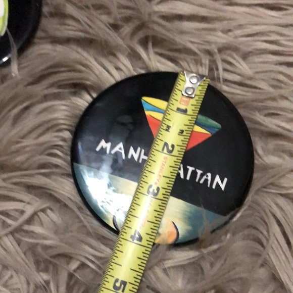 Free with $25 Purchase-Set of 2 Coasters-EUC - Picture 9 of 9